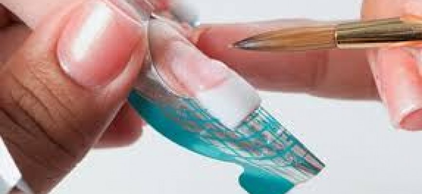 اموزش کاشت ناخن -  آموزش ترمیم ناخن کاشت با استفاده از فرمر